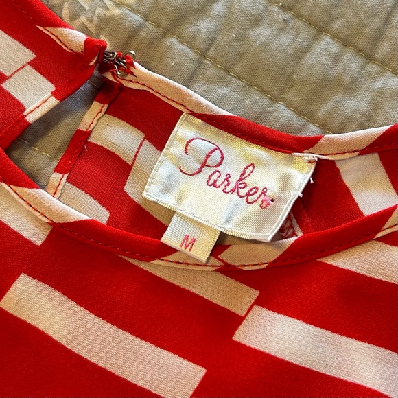PARKER • 100% Silk Red & White Short Sleeve Open Back Blouse - Picture 5 of 7